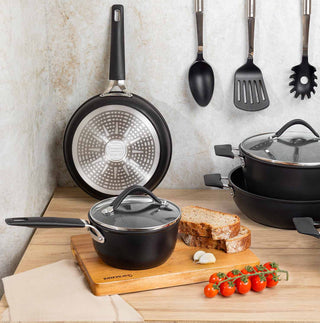 33 CARATI ALLUMINIO
Basic antiaderente - set padella cm 24 + wok cm 28
